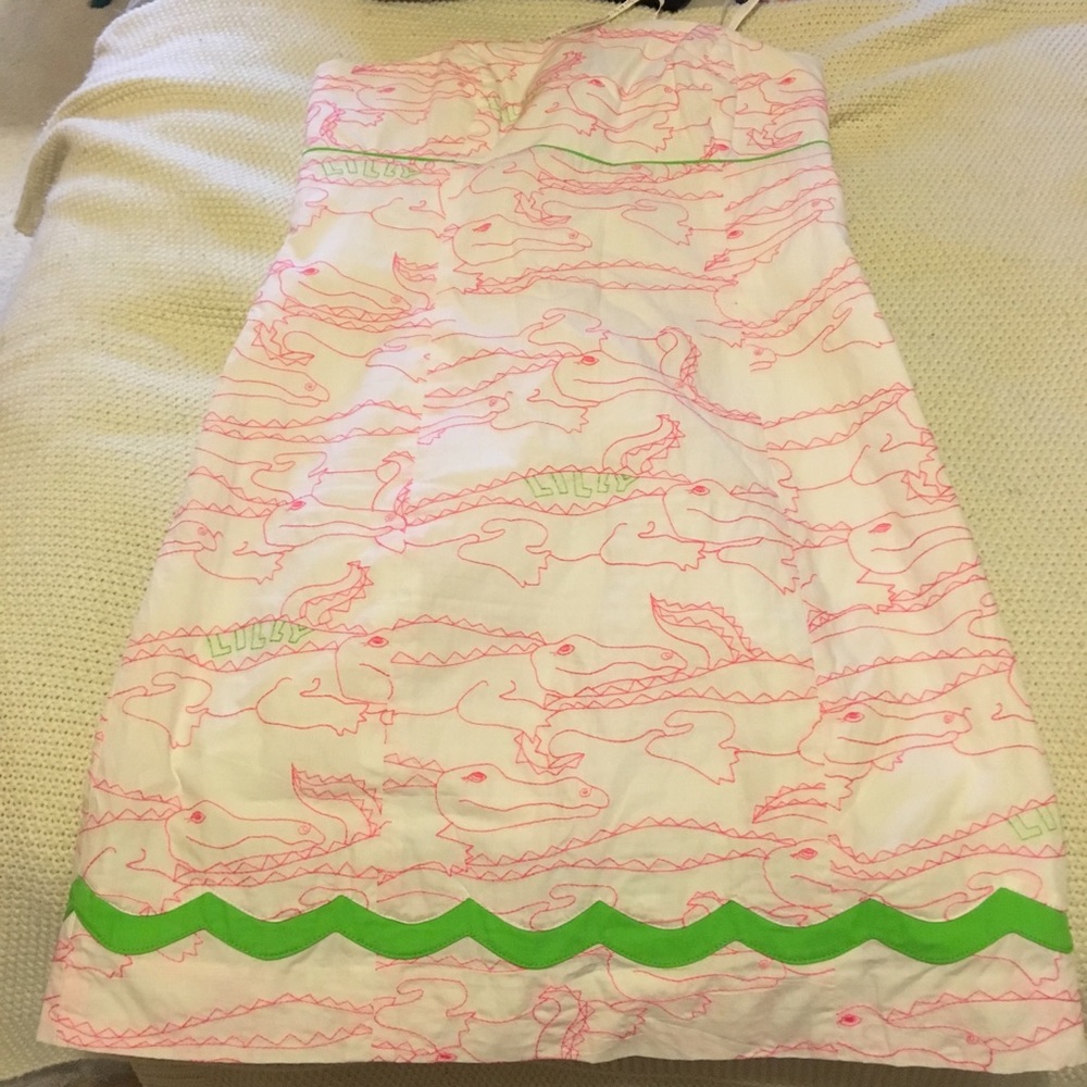 Rare Lilly Pulitzer embroidered dress